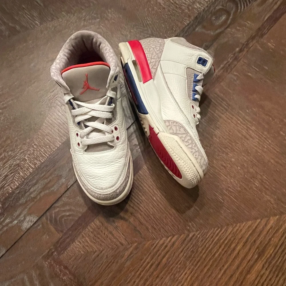 Sold on Mercari Air Jordan 3 Retro (GS) - Picture 11 of 12